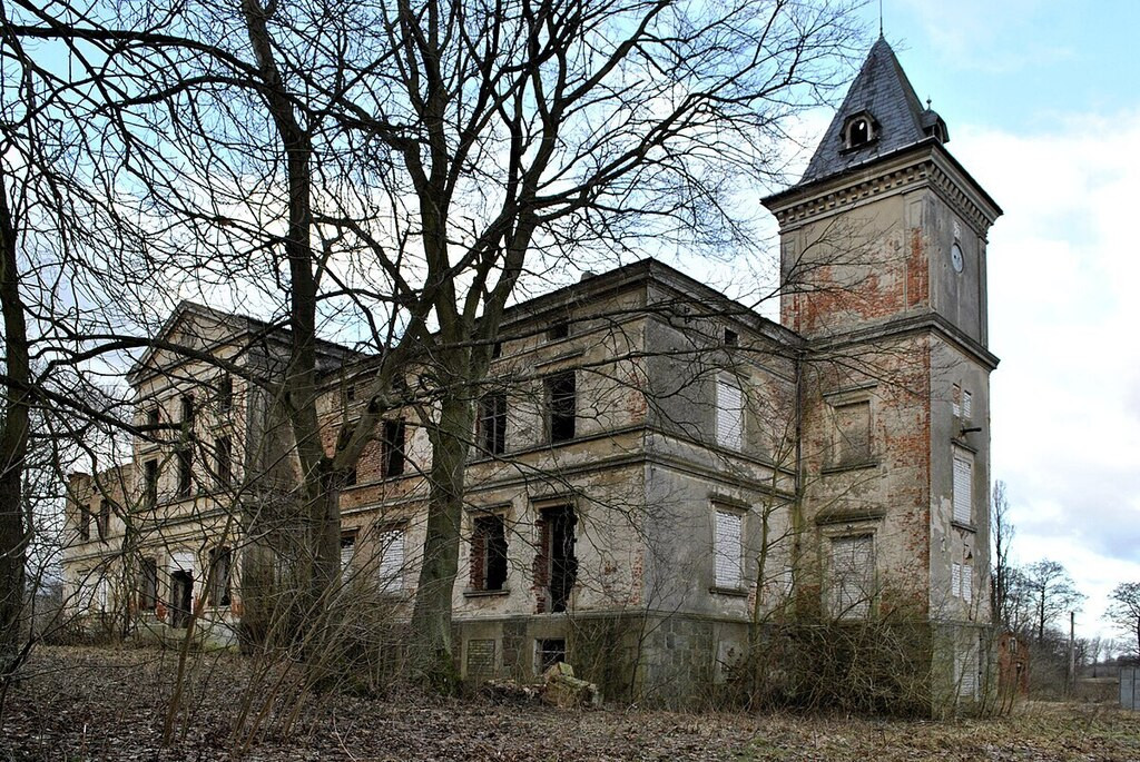 Dom Sprzedaż Wierzbięcin