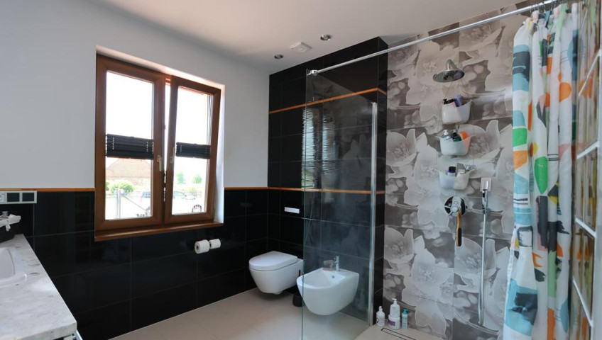Dom Sprzedaż Białuń